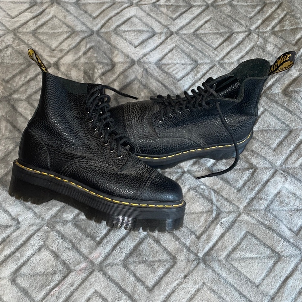 Dr. Martens